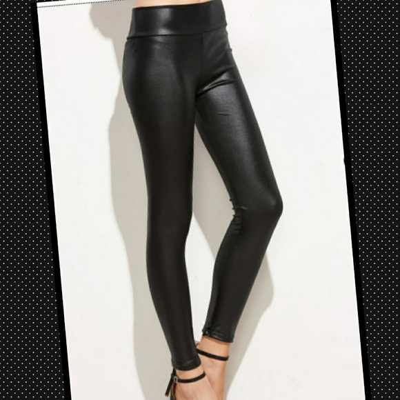 Faux Leather Leggings - Picture 4 of 6